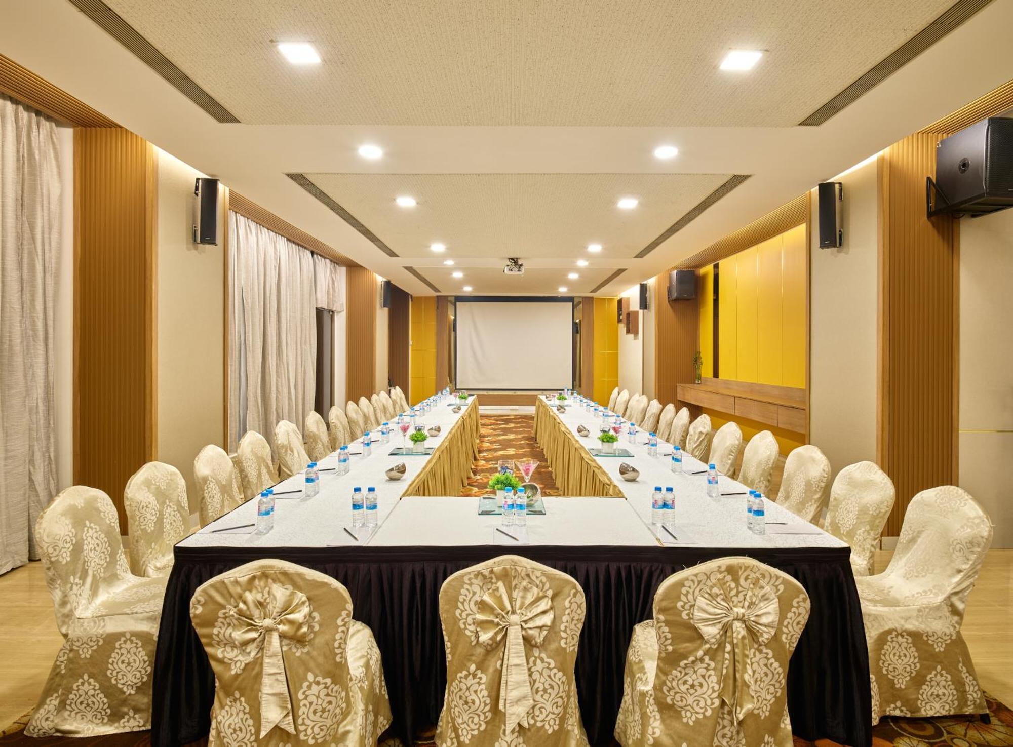 Sayaji Pune Wakad Luaran gambar
